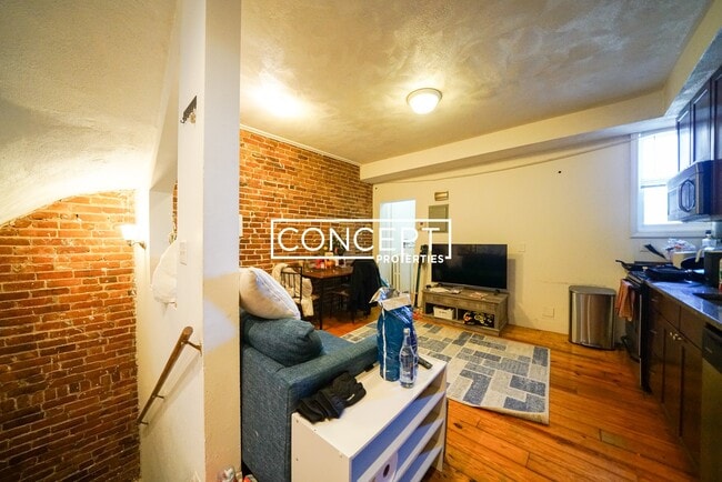 Photo - 218 Hemenway St Unidad 2