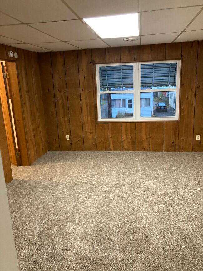 Photo - 805 Hess Ave Unit 2