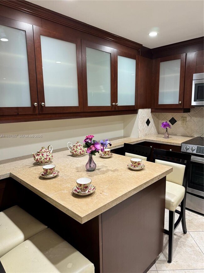 Photo - 9801 Collins Ave Unit 14T