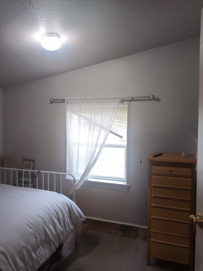 Photo - 381 4th N St