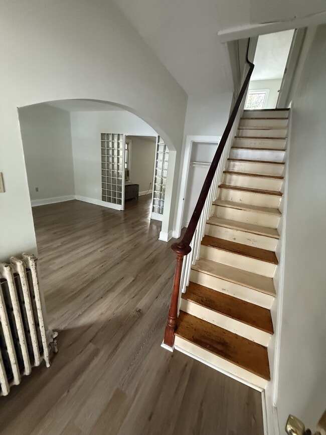 Building Photo - 138 Mott St