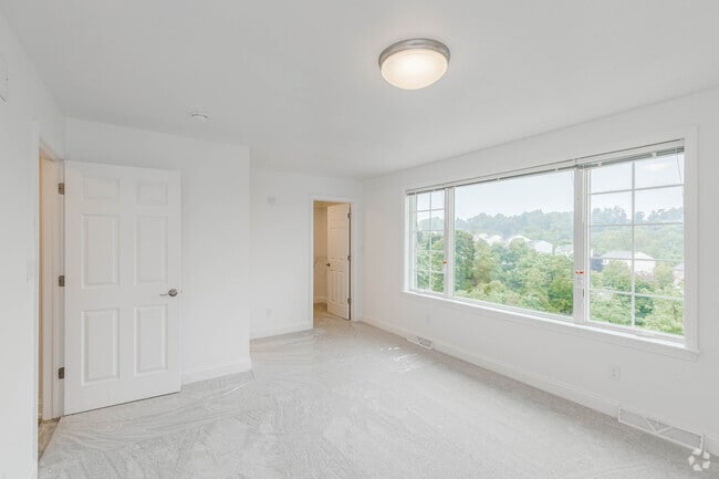 2BR, 2.5BA - Townhome