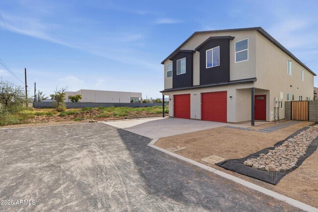 Photo - 2813 Trumbull Rd