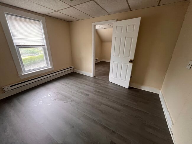 271 Elm St Unit Elm street Apartment 3