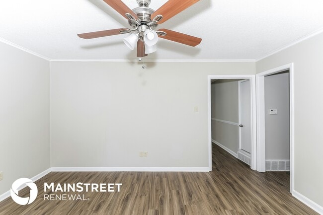 Photo - 6076 Elk Grove Rd