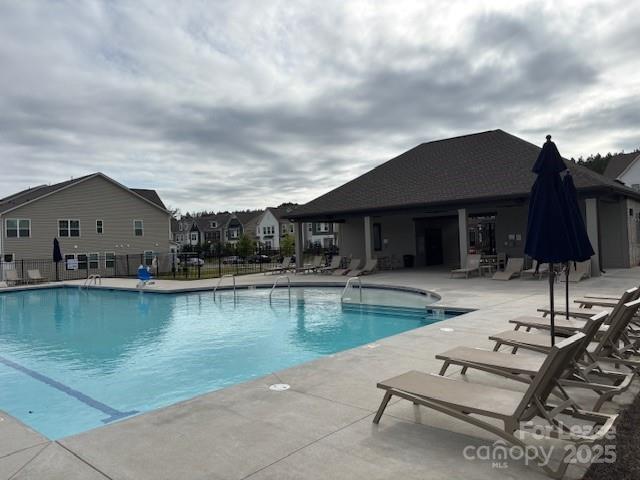 Photo - 15619 Country House St