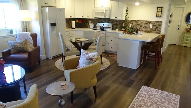 Kitchen - 2480 Chama Ave Rental