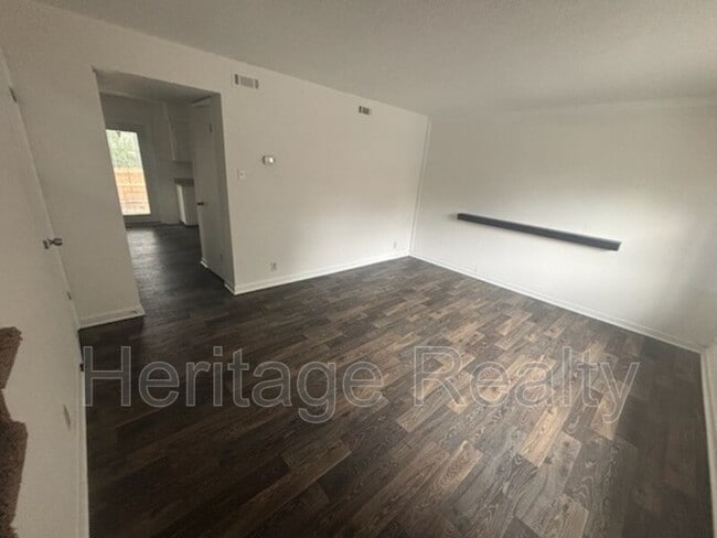 Photo - 1207 Crest Brook Dr