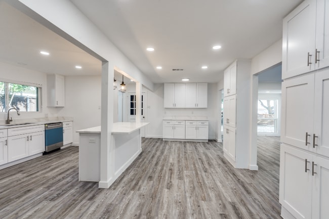 Photo - 1805 Boulder Dr