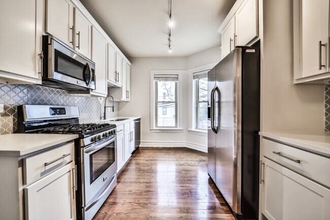 Photo - 734 W Waveland Ave Unidad 1N