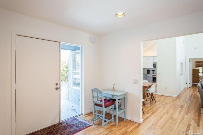 Photo - 70 Jagger Ln