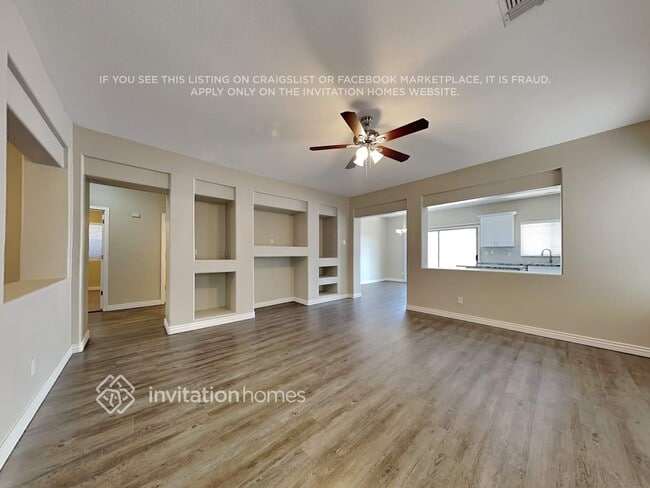 Photo - 12938 W Clarendon Ave