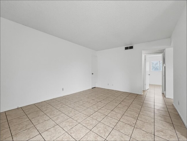 Photo - 3427 Willowrun Dr