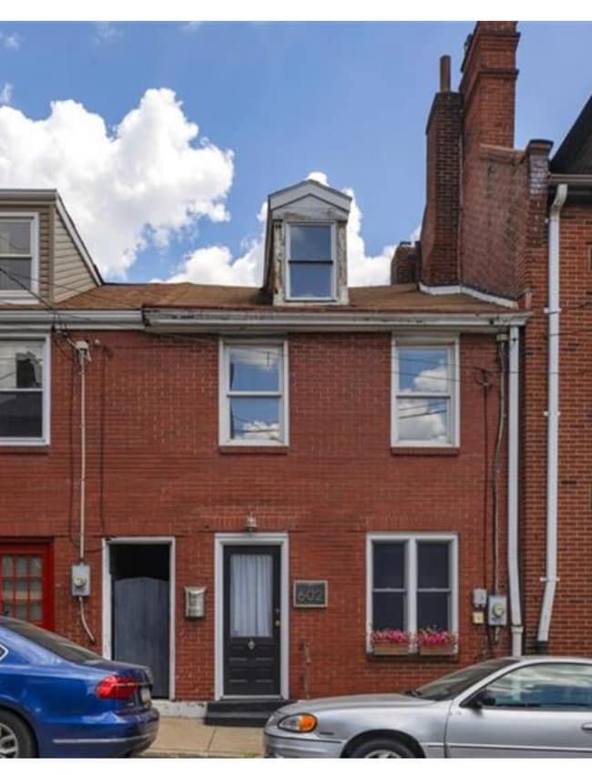 Building Photo - One-of-a-Kind Deutschtown Rental – Smart Design Meets True City Living