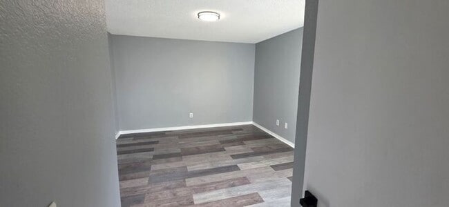 Photo - Beautiful 2-Bedroom Condo in Gated Venetian Place