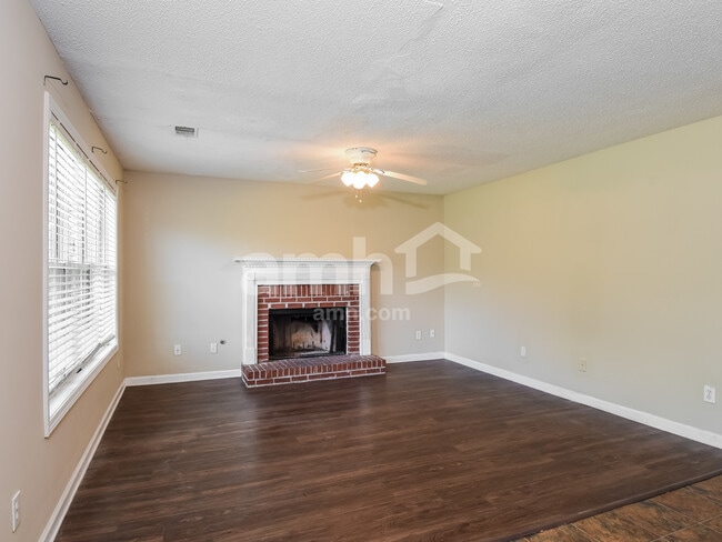 Photo - 3362 Hannah Ct