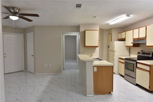 Photo - 956 Salt Pond Pl Unidad 303