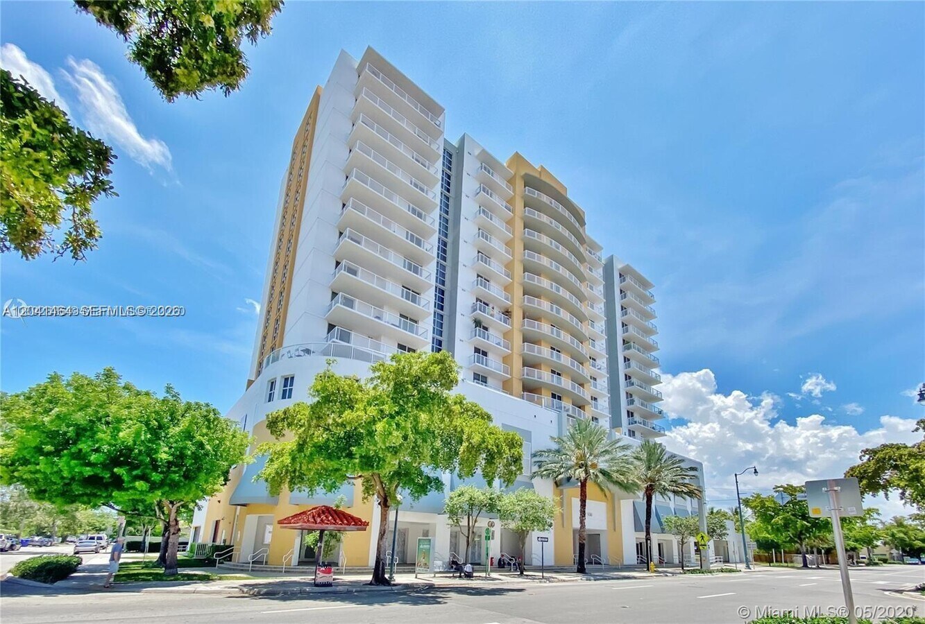 Photo - 900 SW 8th St Unit 1602