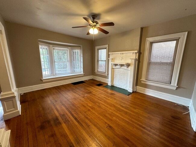 Photo - 1772-1774 Summit St Unit 1774