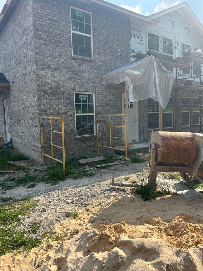 Photo - 305 N 2nd St Unit 2