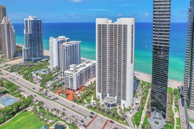 Photo - 17201 Collins Ave Condominio Unidad 3708