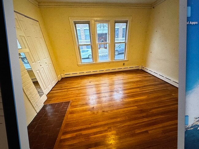 Photo - 113 Lanark Rd Unit 1