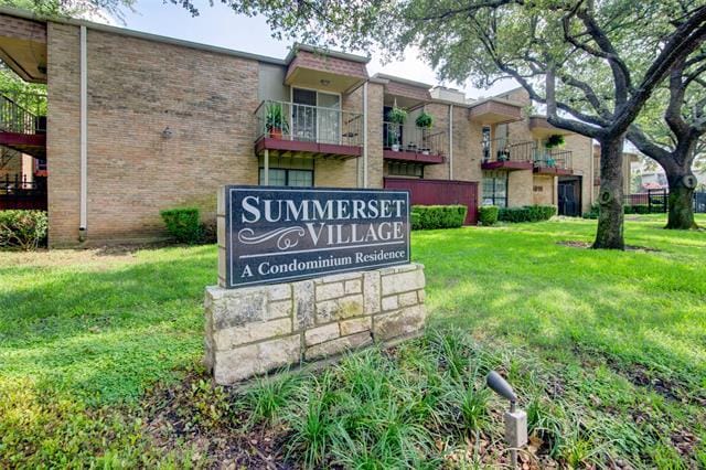 Photo - 5924 Birchbrook Dr Unit 215