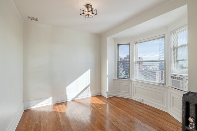 1BR, 1BA - 542SF - The Mercier - Bedroom - The Amo