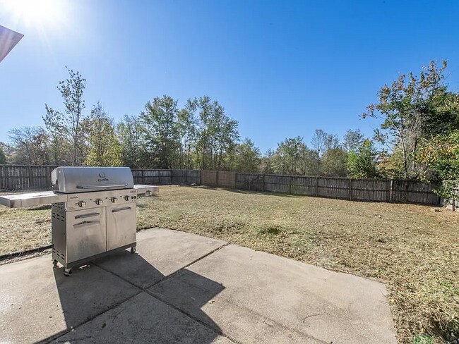 Photo - 1473 Oxpens Rd