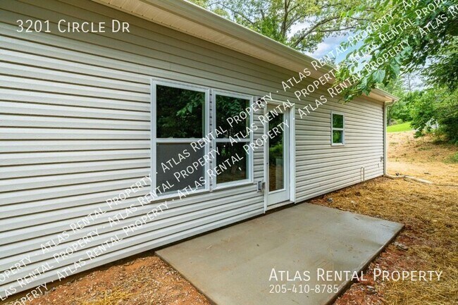 Photo - 3201 Circle Dr