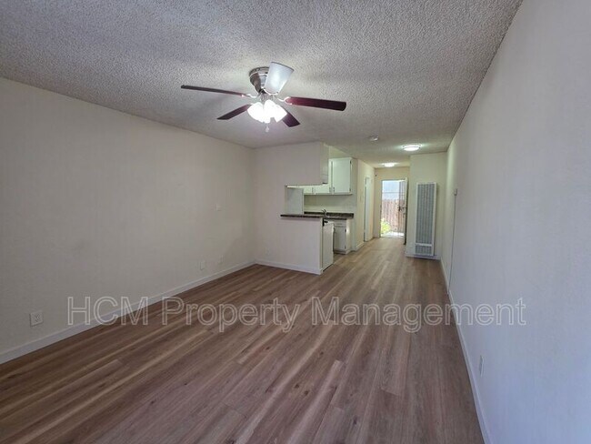 Photo - 9216 Van Nuys Blvd