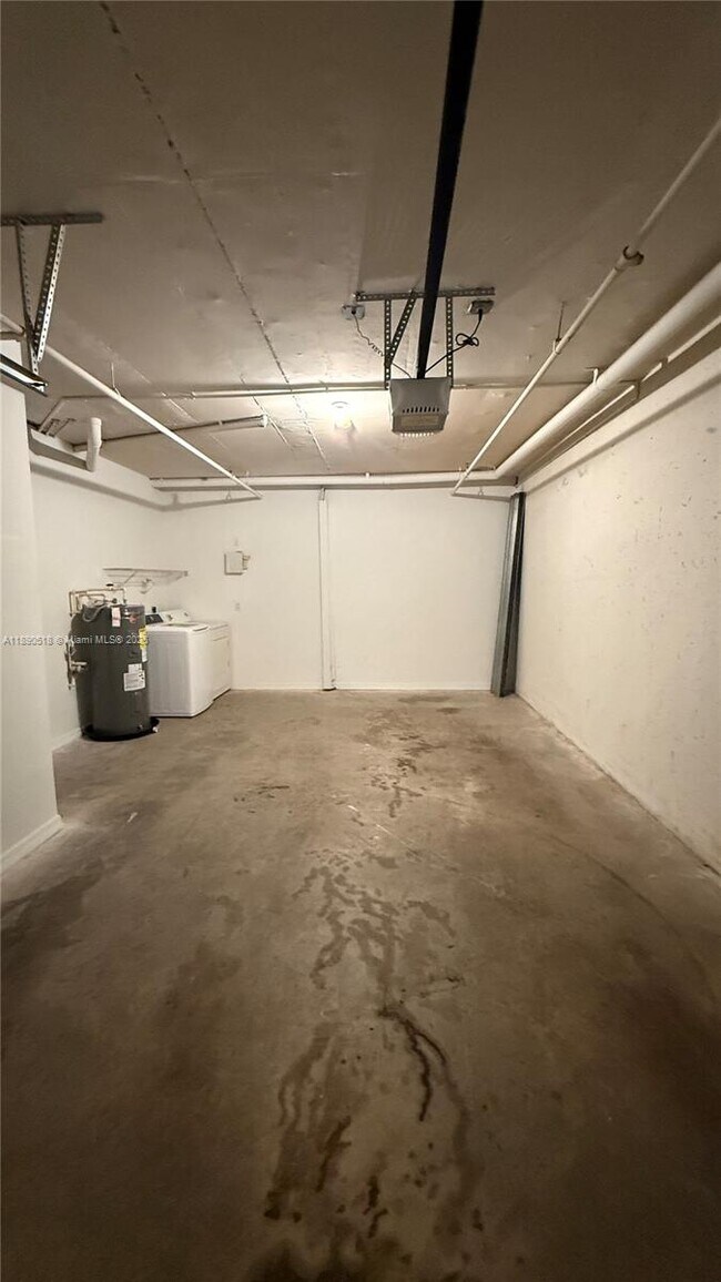 Photo - 2107 SE 10th Ave Unidad 827