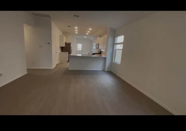 Photo - 152 Zircon Ln