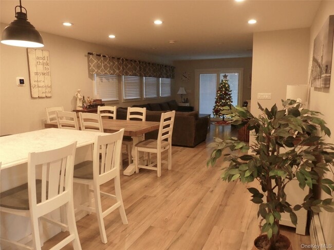 Photo - 108 Pilcher St