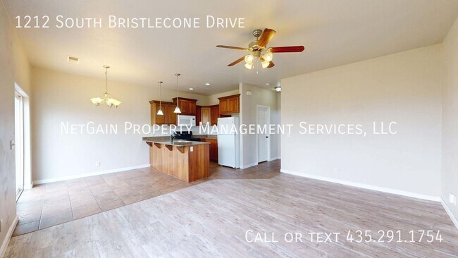 Photo - 1212 Bristlecone Dr