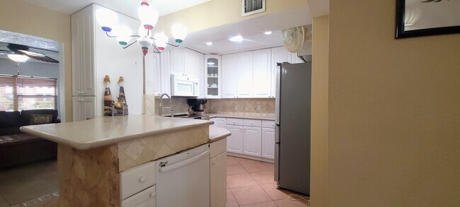 Photo - 400 Sunset Dr Casa