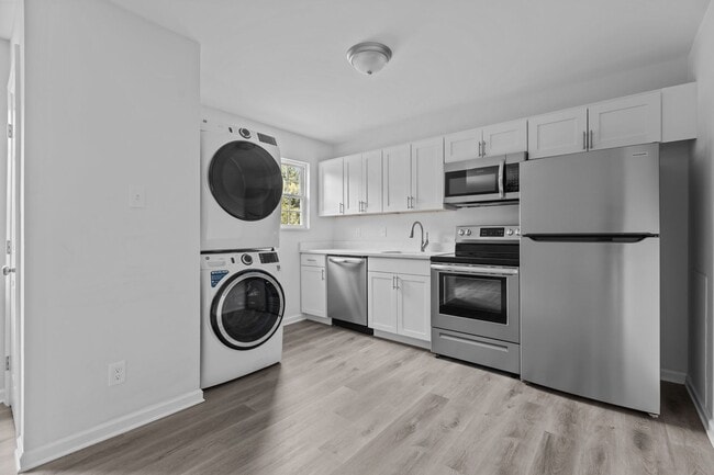 Photo - 2128 S Roxboro St Unit B
