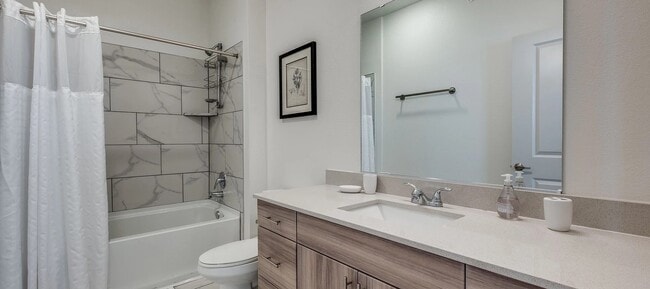 Building Photo - 10030 Garland Rd Unit 0202