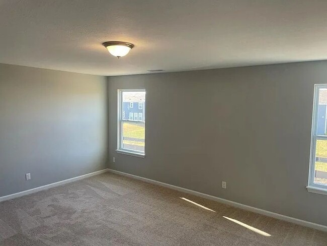 Photo - 19195 Horsewood Dr