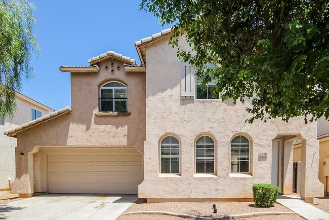 Photo - 111 N 65th Dr House