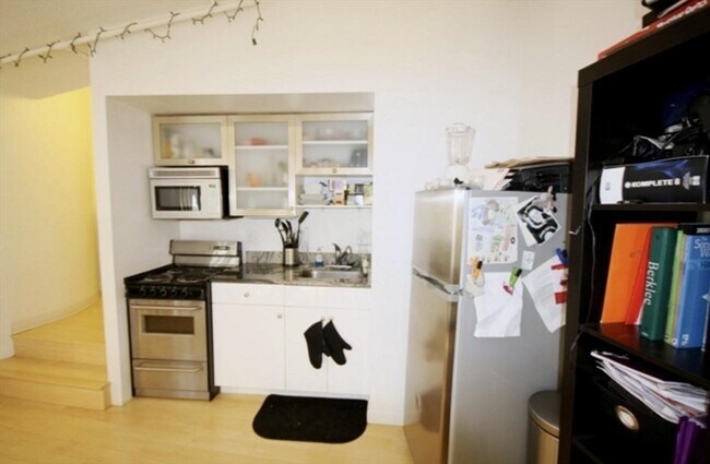 Photo - 12 Stoneholm St Unit 321