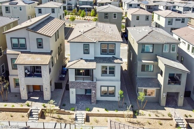 Building Photo - 1520 Little Penguin St