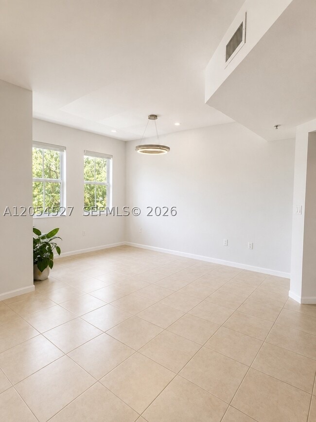 Photo - 11002 NW 83rd St Unit 213
