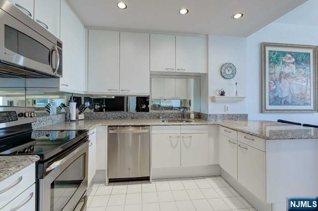 Photo - 100 Carlyle Dr Unit 17B-N