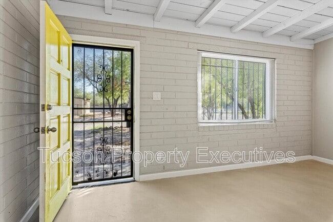 Photo - 3317 N Howard Blvd