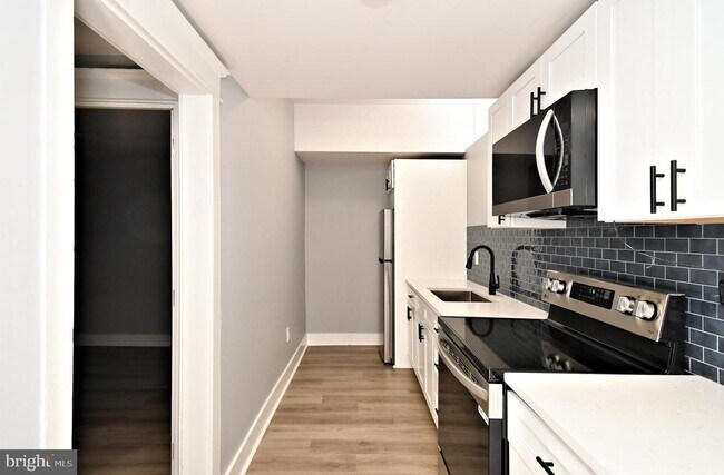 Photo - 20 S Hanover St Unidad 1A