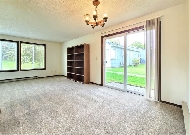 Photo - BlyLua Unidad A