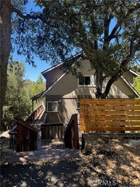 Photo - 956 Teakwood Dr