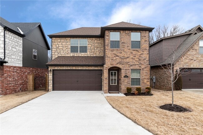 Building Photo - 1706 SW Riverstone Rd