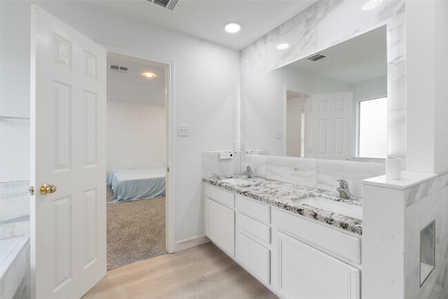 Photo - 5902 Rye Creek Dr